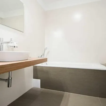 Krasny 100 M Od Plaze Se Zahradkou Slnecne Jazera Apartamento *